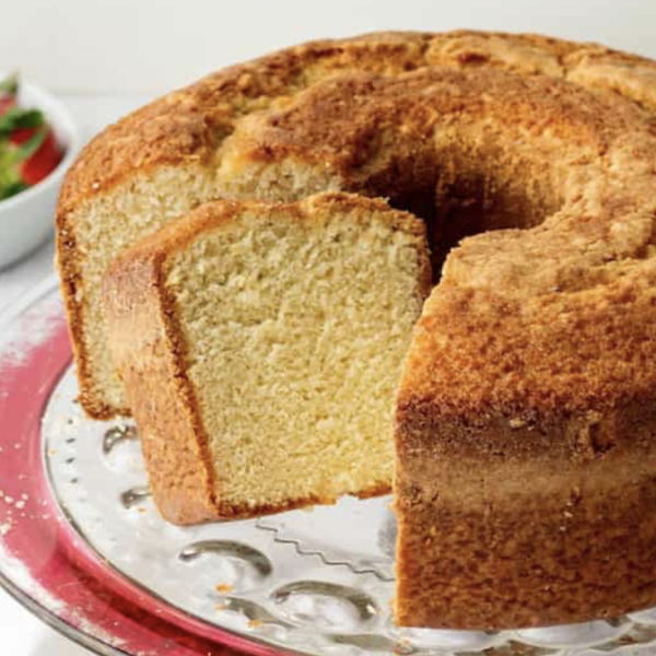 Nanny's Sour Cream Pound Cake
